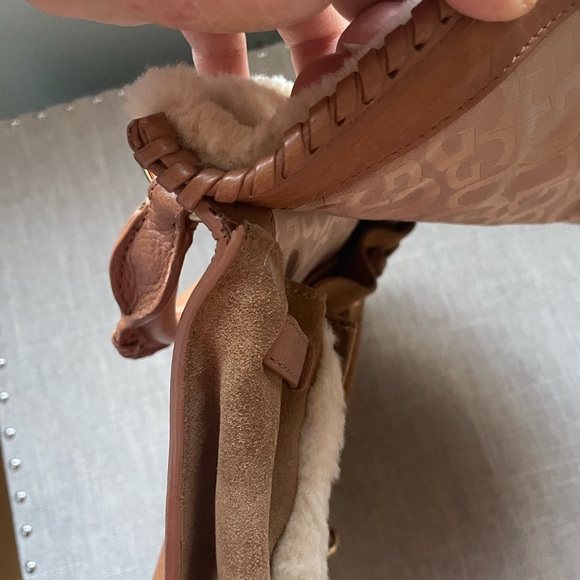 UGG Shearling Top handle bag - Picture 9 of 9